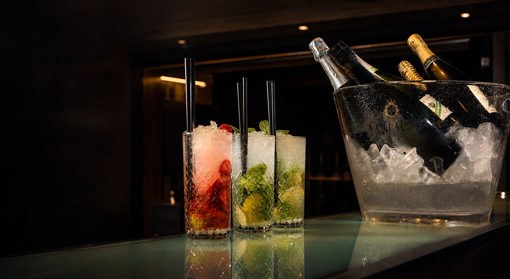 Cocktails et bulles sur le comptoir du Meridiana